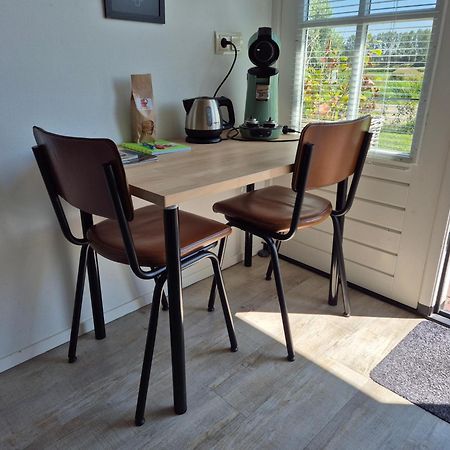 Bij Molen De Blazekop, Rustig En Landelijk Ovezande Esterno foto