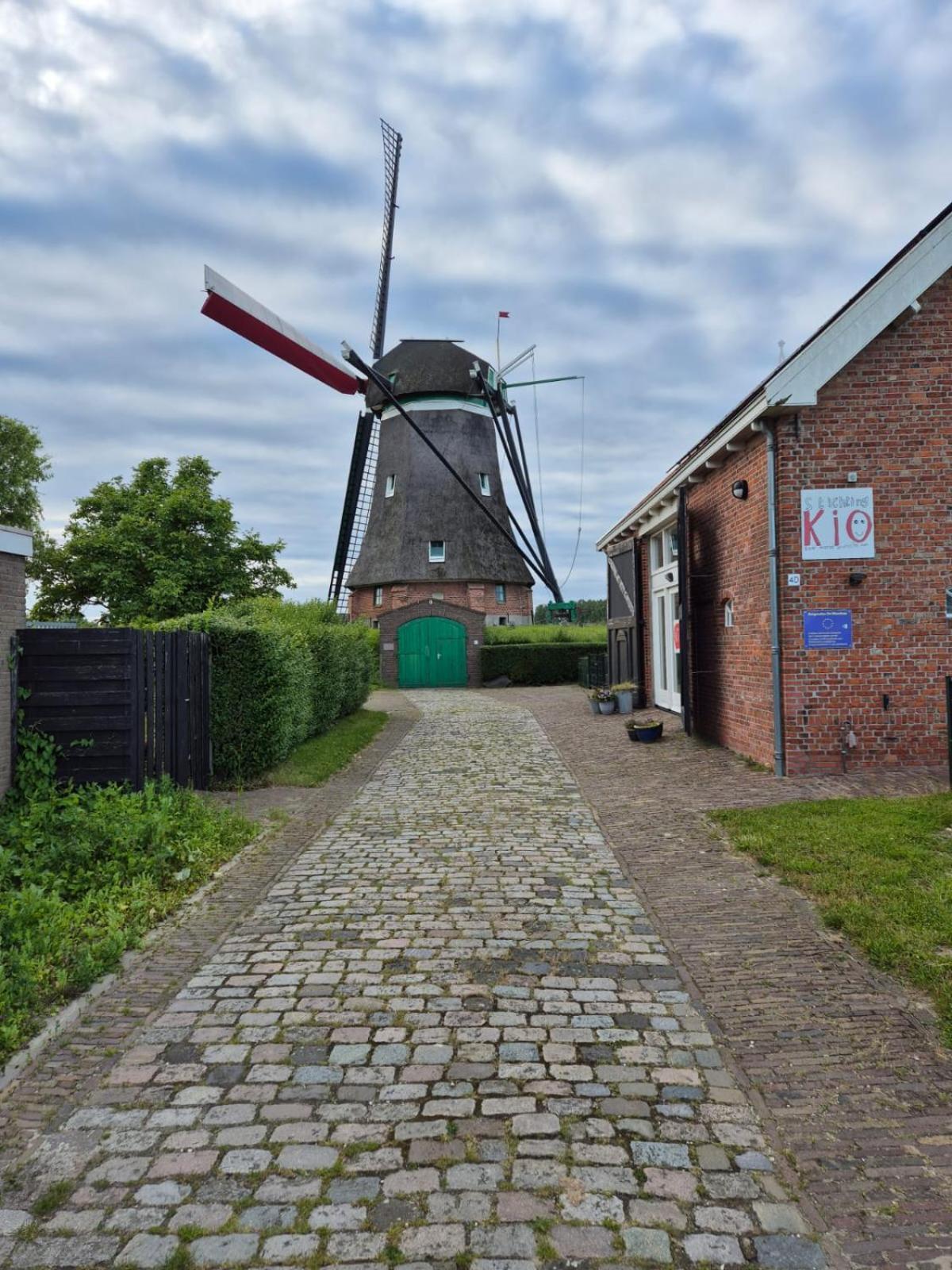 Bij Molen De Blazekop, Rustig En Landelijk Ovezande Esterno foto